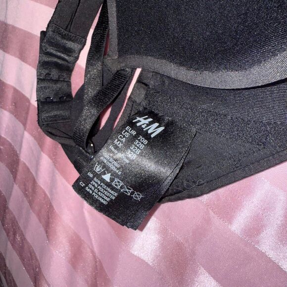 H&M Black Push-Up Bra - Picture 3 of 3